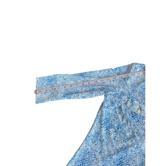 J. McLaughlin Button Up Blouse Blue White Stretch Croc Print V-Neck Size XS - Picture 10 of 11